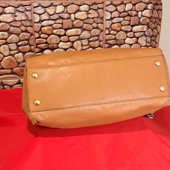 Michael Kors handbag - Picture 3 of 14